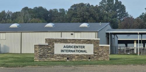 Agricenter International, Memphis TN, hesgonegrapes.com