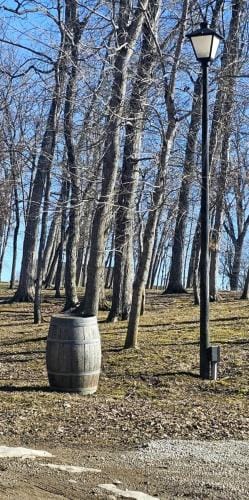 Barrel  Lamppost
